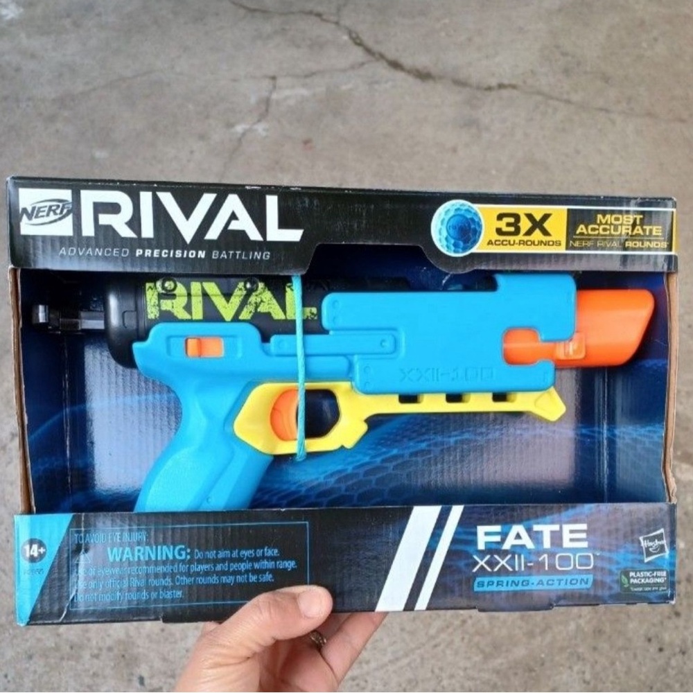 Nerf Rival Fate XXII-100 Blaster in Blue and Yellow